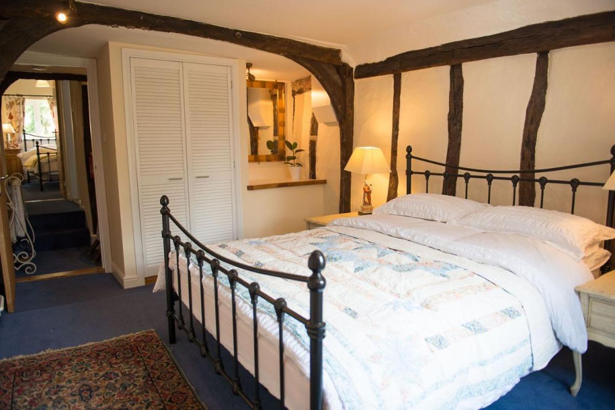 Hadleigh  Meddlars A Historic Cottage On The Countryside Edge Of A Vibrant Market Town מראה חיצוני תמונה