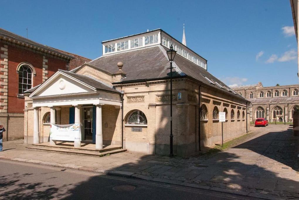 Hadleigh  Meddlars A Historic Cottage On The Countryside Edge Of A Vibrant Market Town מראה חיצוני תמונה